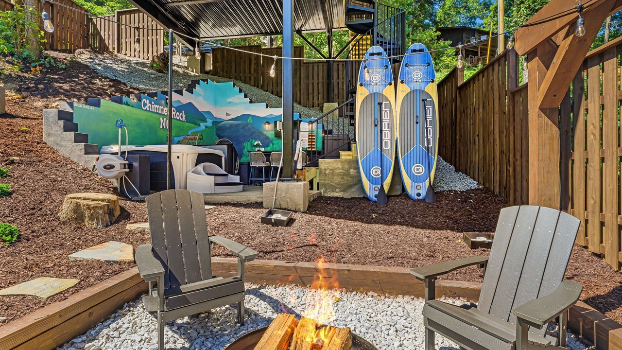 Photo of Patio Balcony in Chimney Rock