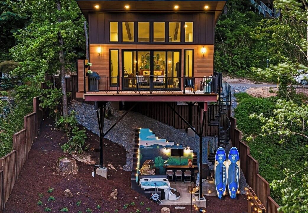 Photo of Outdoor in Chimney Rock