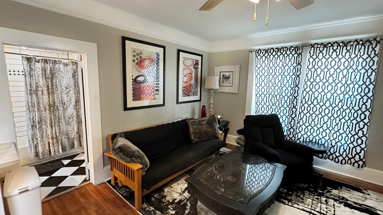 Photo of Livingroom in Mooresville
