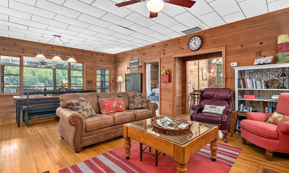 Photo of Bedroom in Lake Lure