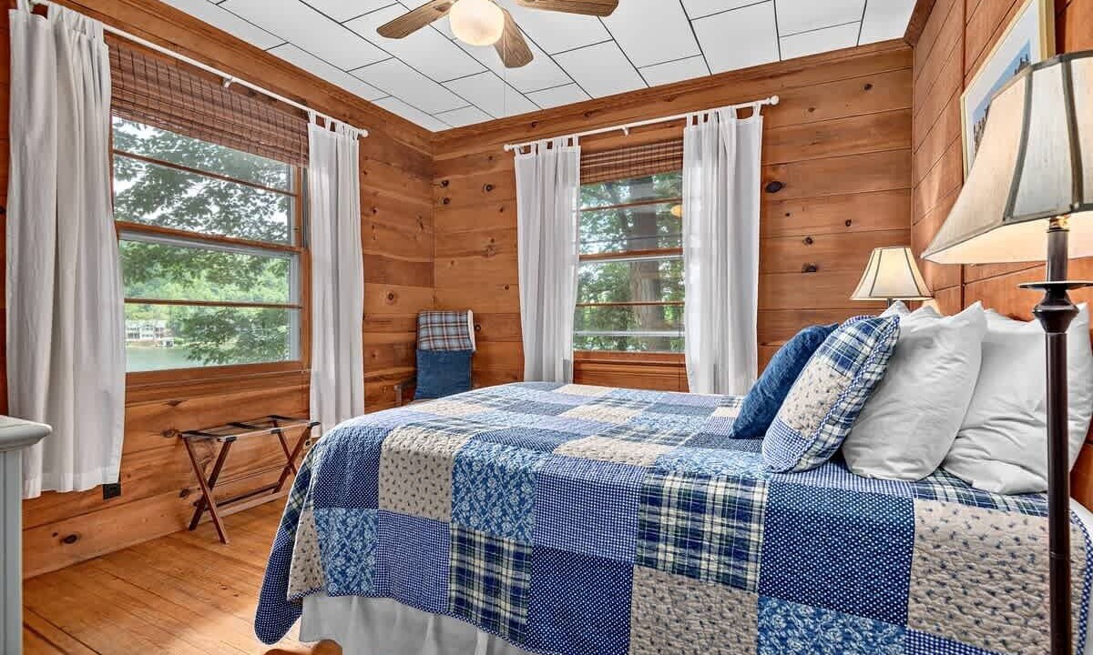 Photo of Outdoor in Lake Lure