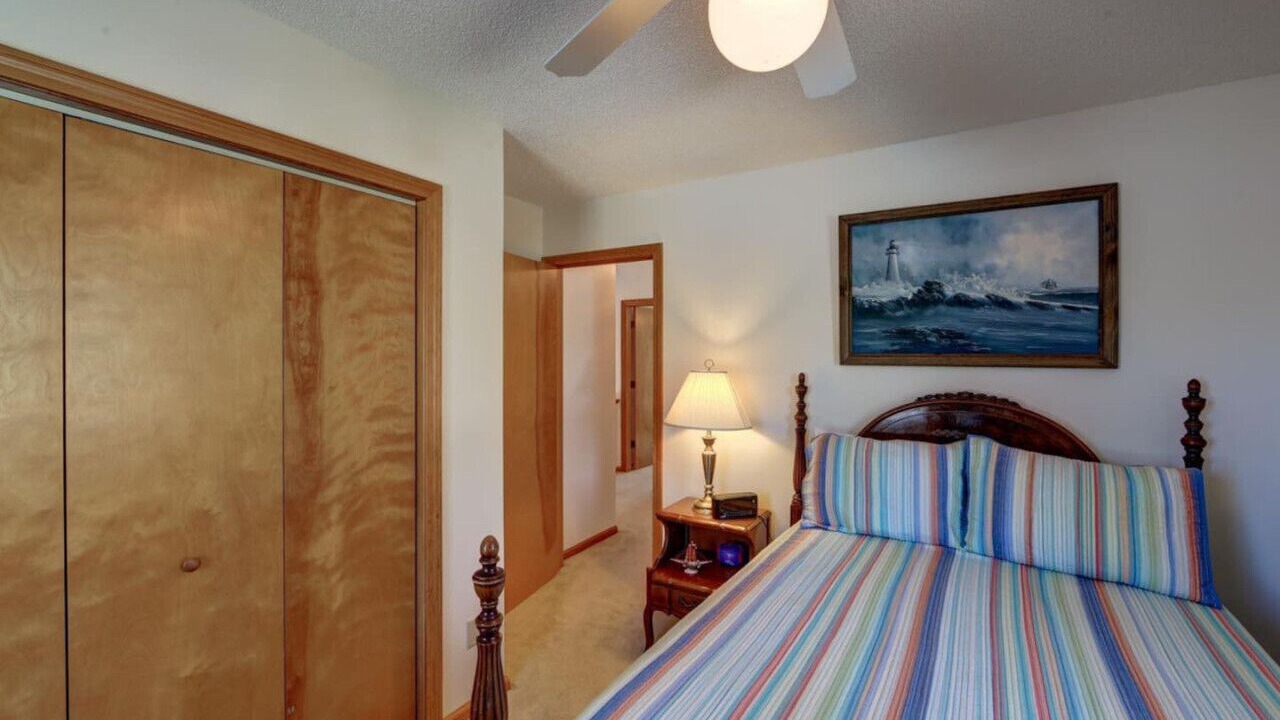Photo of Bedroom in Colington