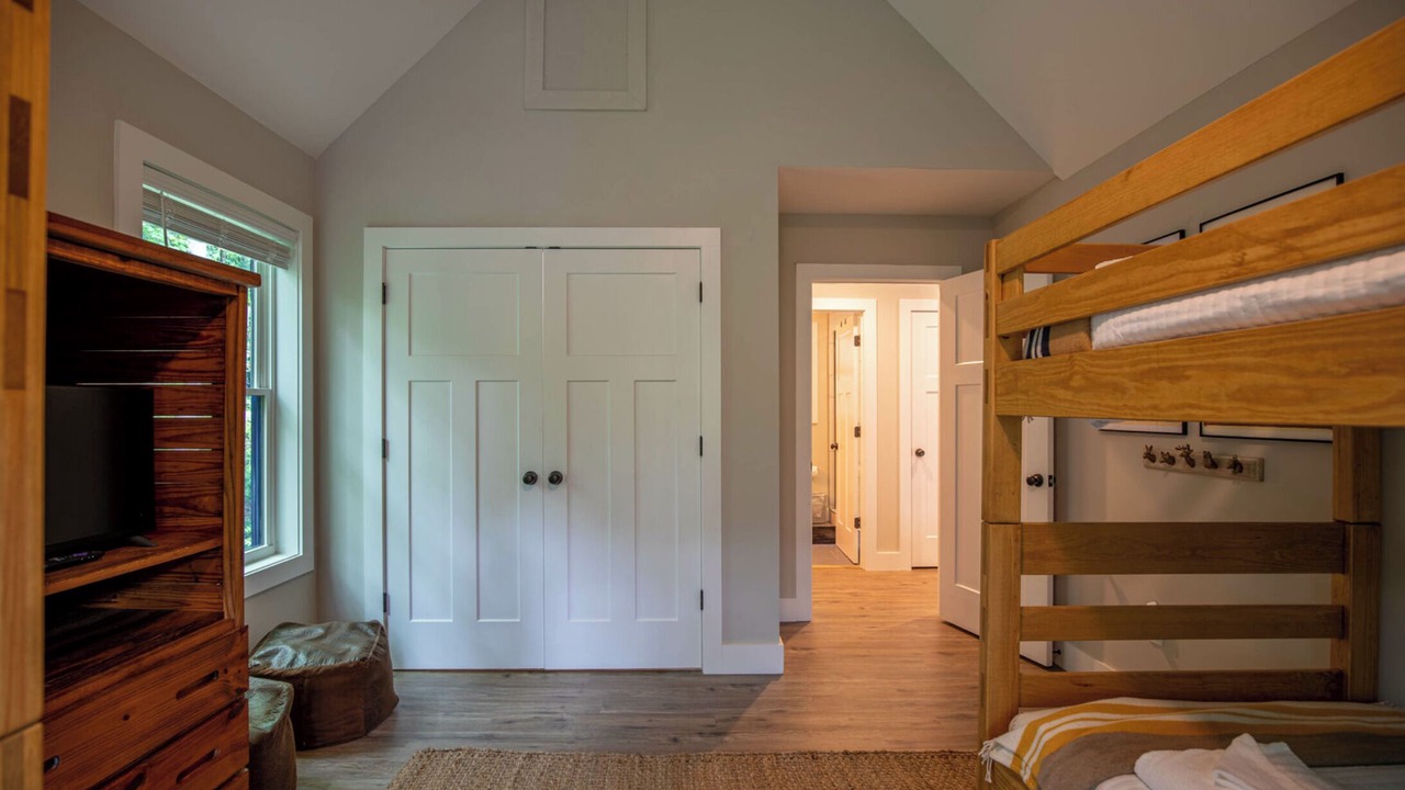 Photo of Bedroom in Frank