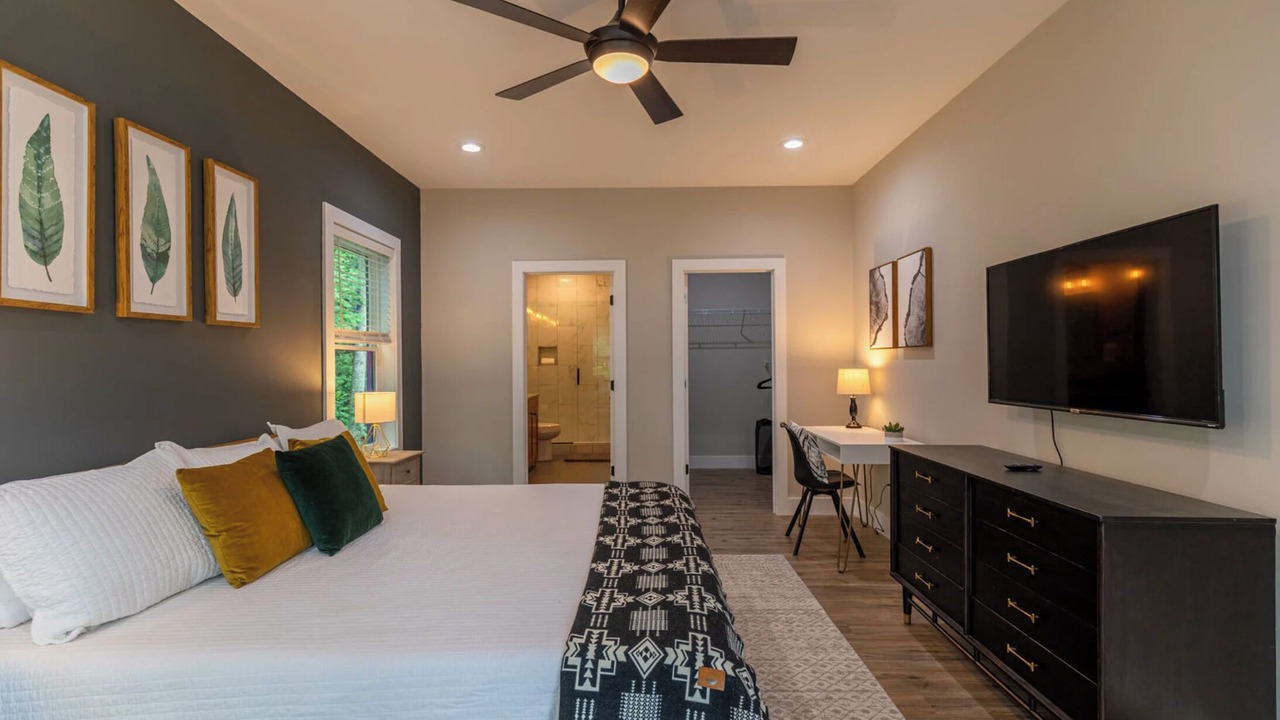 Photo of Bedroom in Frank
