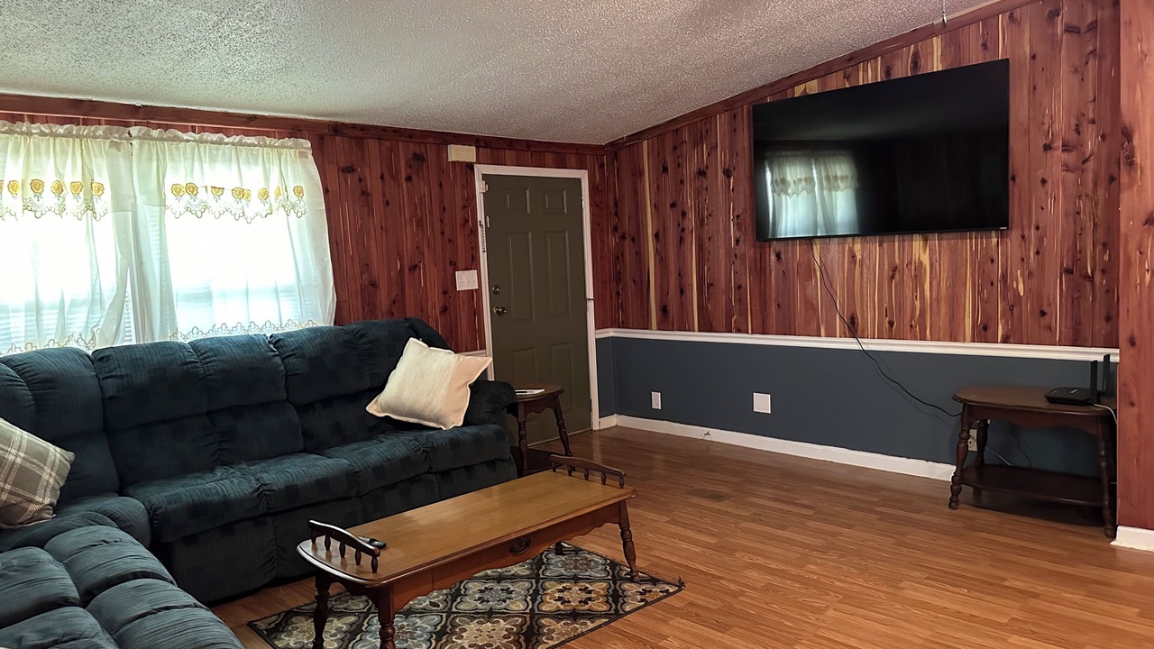 Photo of Livingroom in Ether
