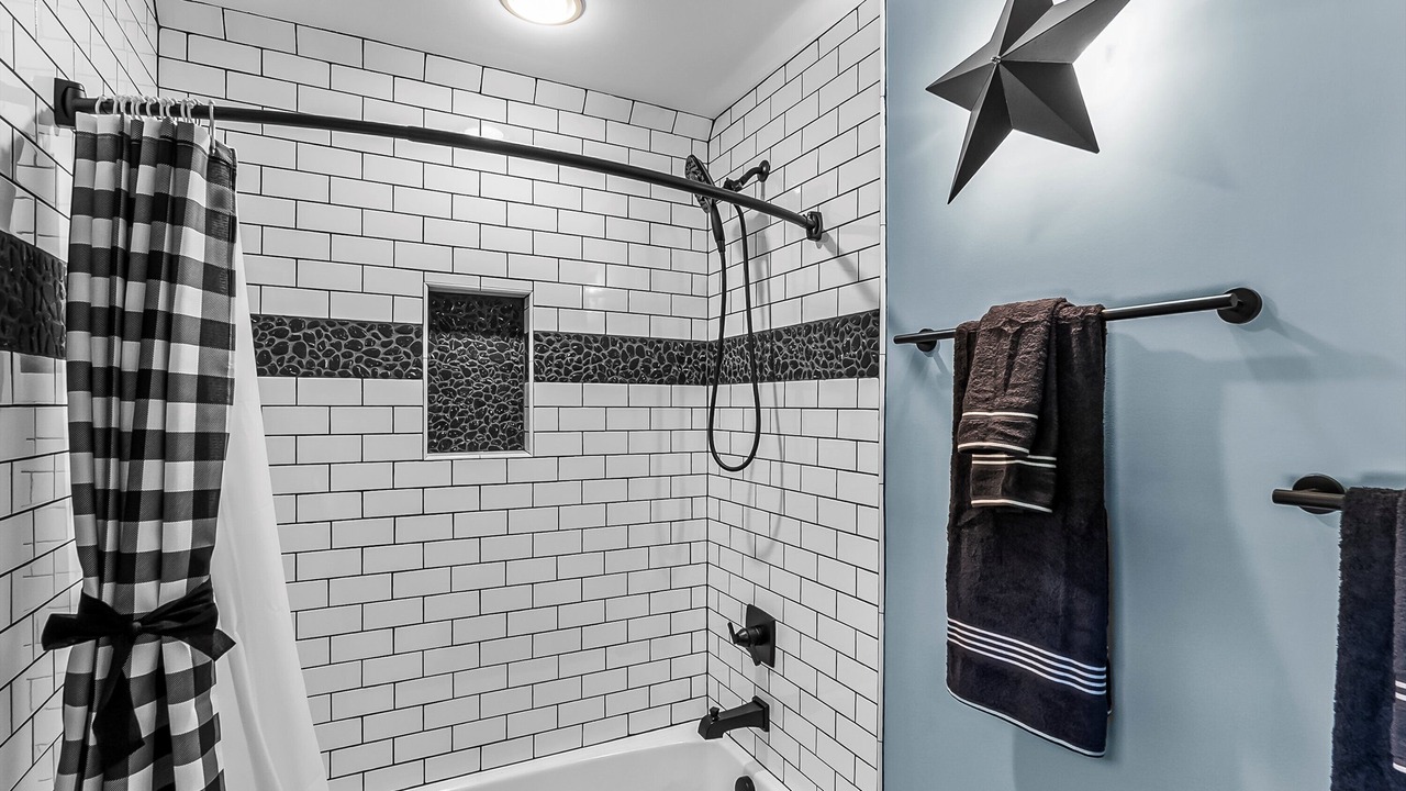 Photo of Bathroom in Nebo