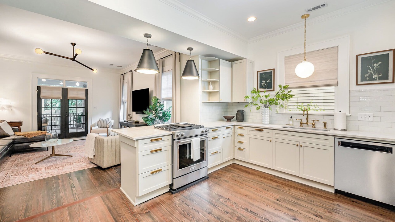 Photo of Bedroom in Plaza Midwood