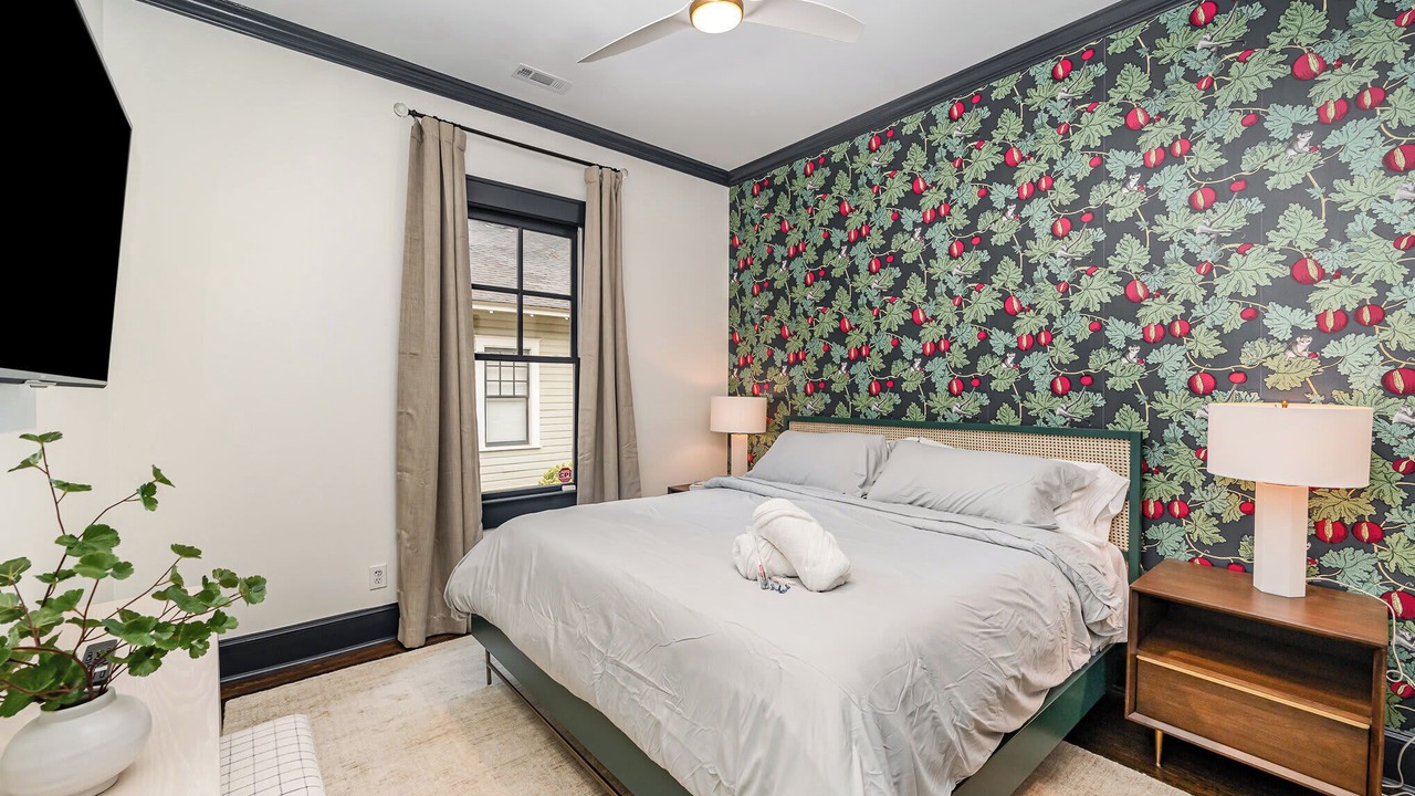 Photo of Bedroom in Plaza Midwood