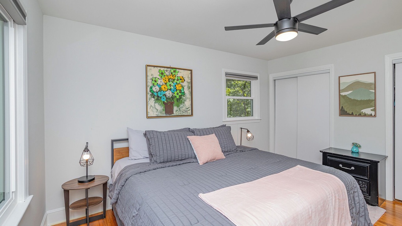 Photo of Bedroom in Starmount