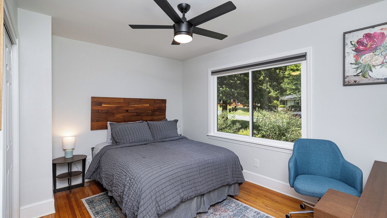 Photo of Bedroom in Starmount