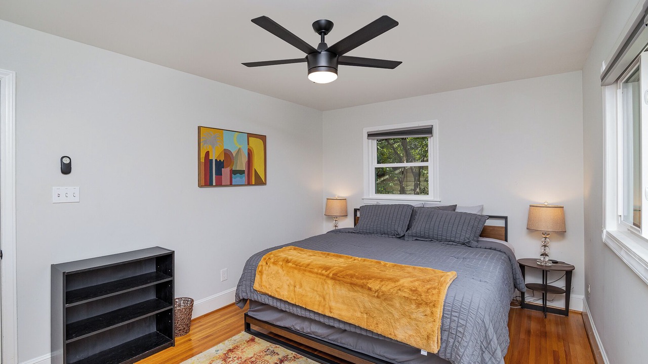 Photo of Bedroom in Starmount
