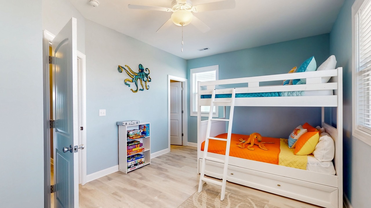Photo of Bedroom in Ocean City Beach