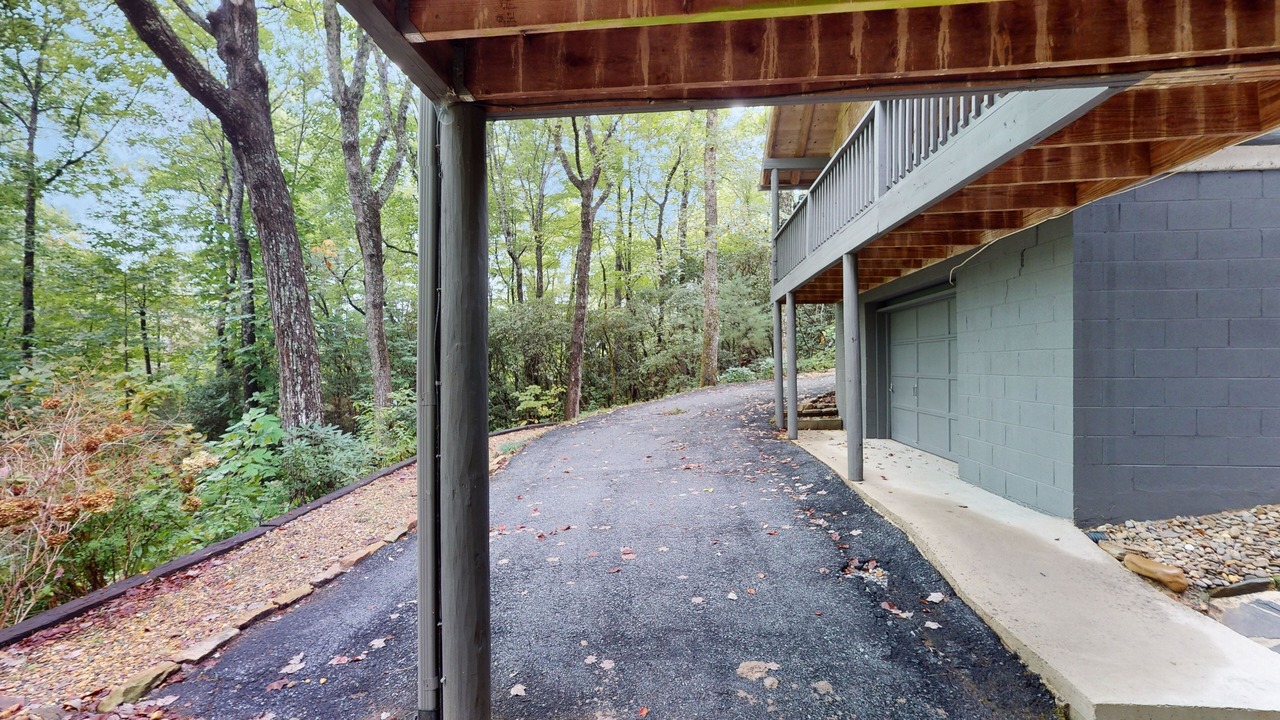 Photo of Others in Lake Toxaway