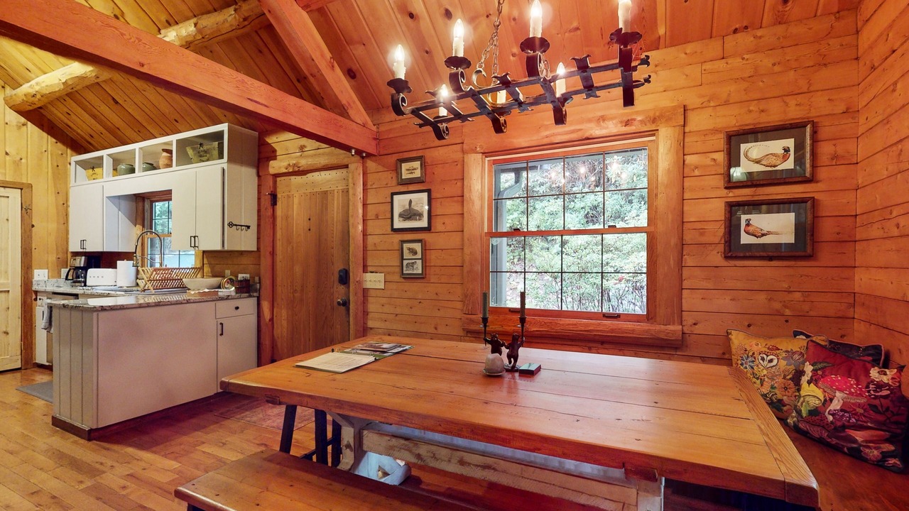 Photo of Others in Lake Toxaway