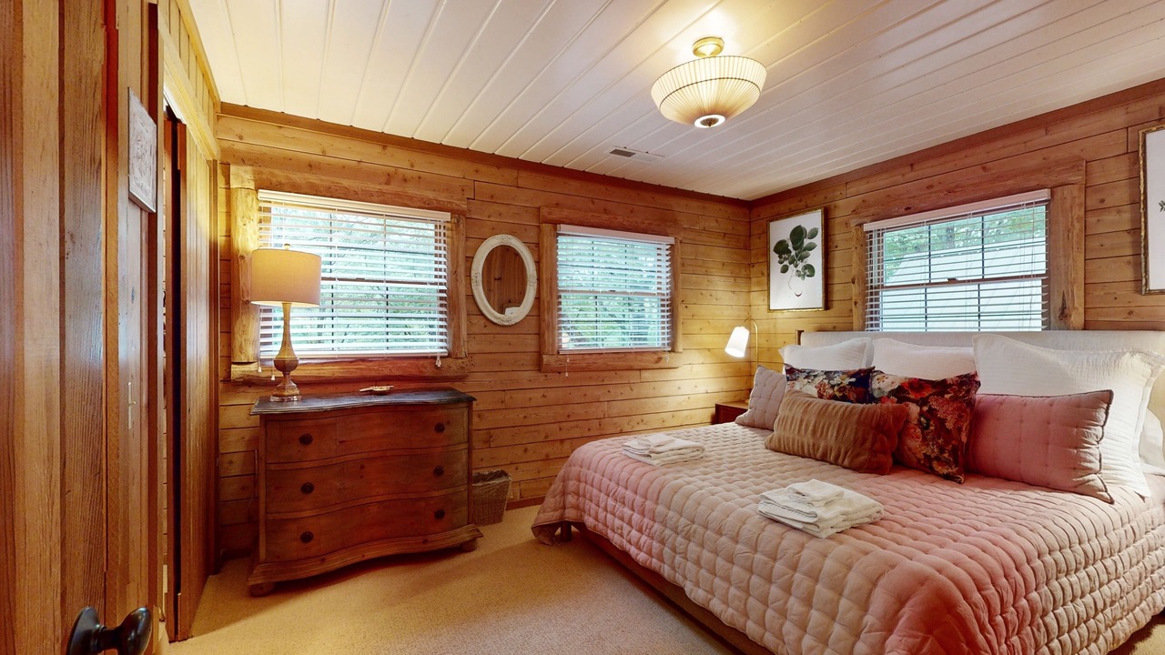 Photo of Others in Lake Toxaway