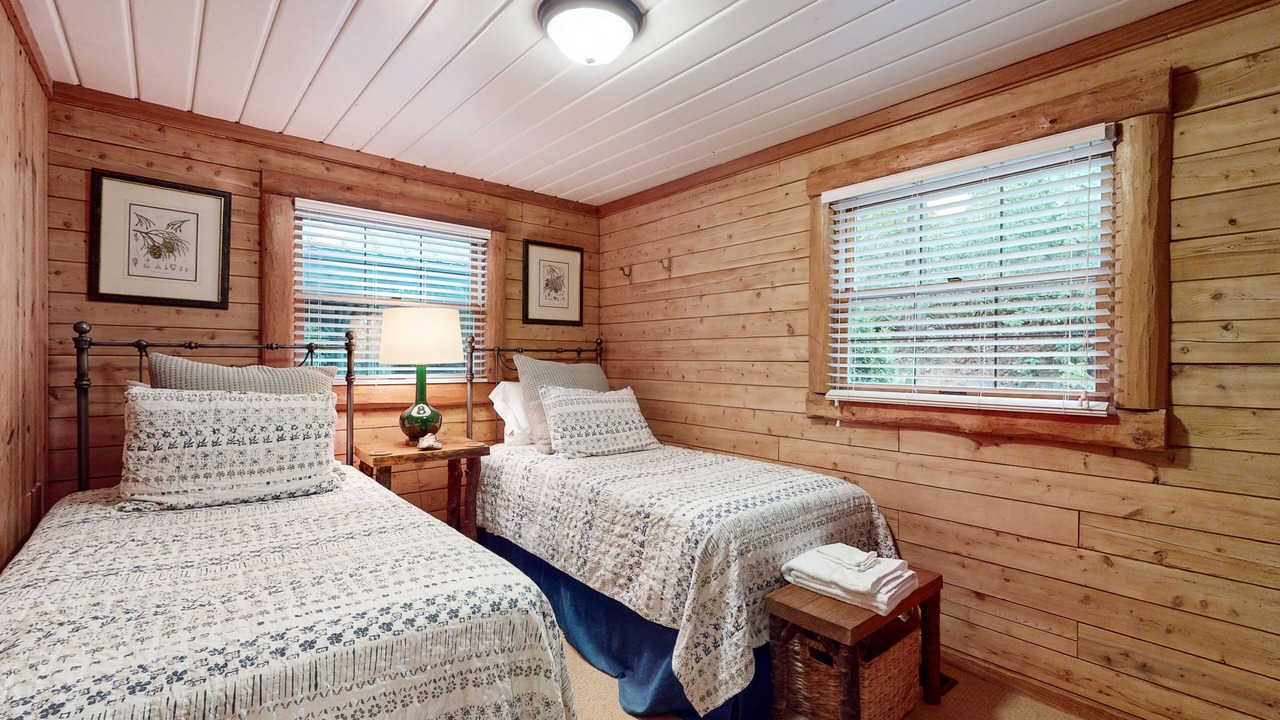 Photo of Others in Lake Toxaway