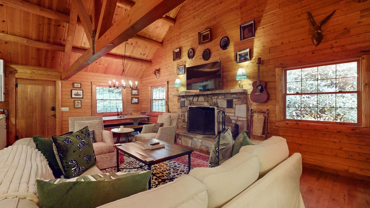 Photo of Others in Lake Toxaway