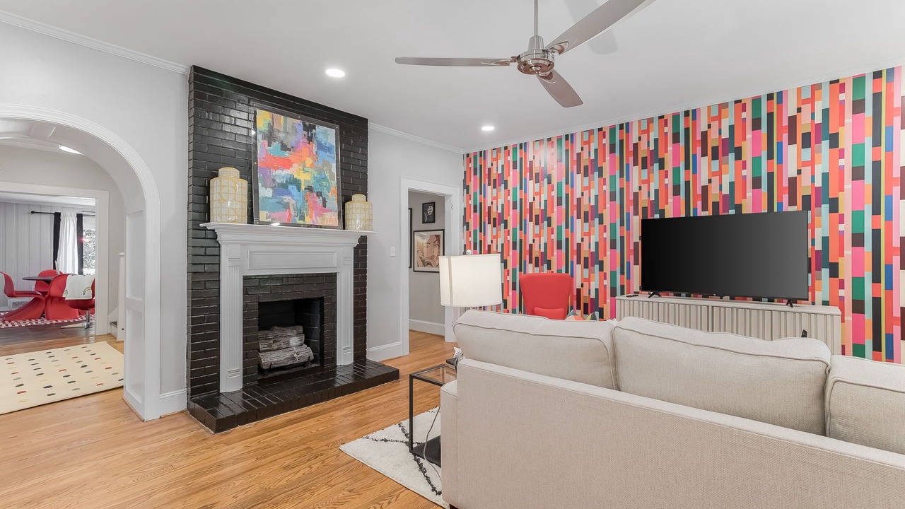 Photo of Livingroom in Burlington
