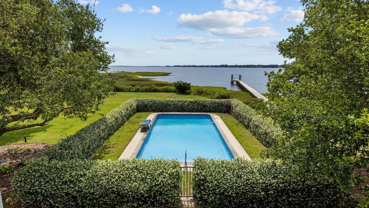 Photo of Patio Balcony in Morehead City