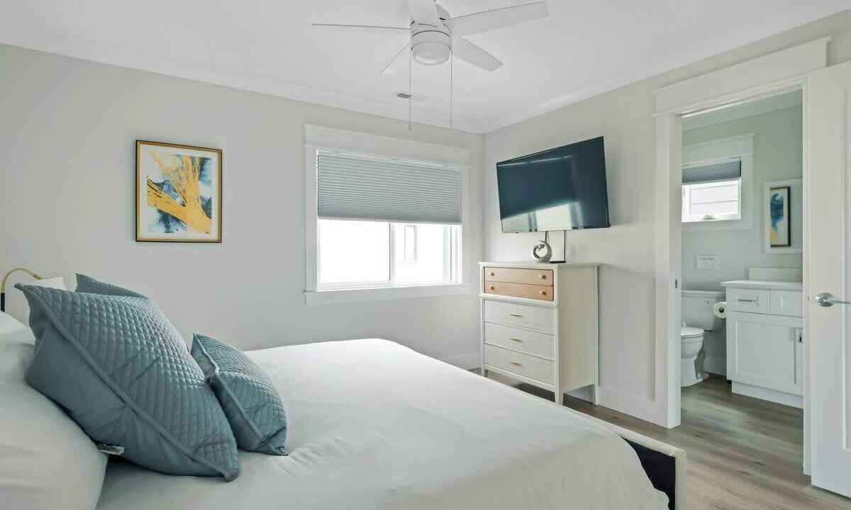 Photo of Bedroom in River District