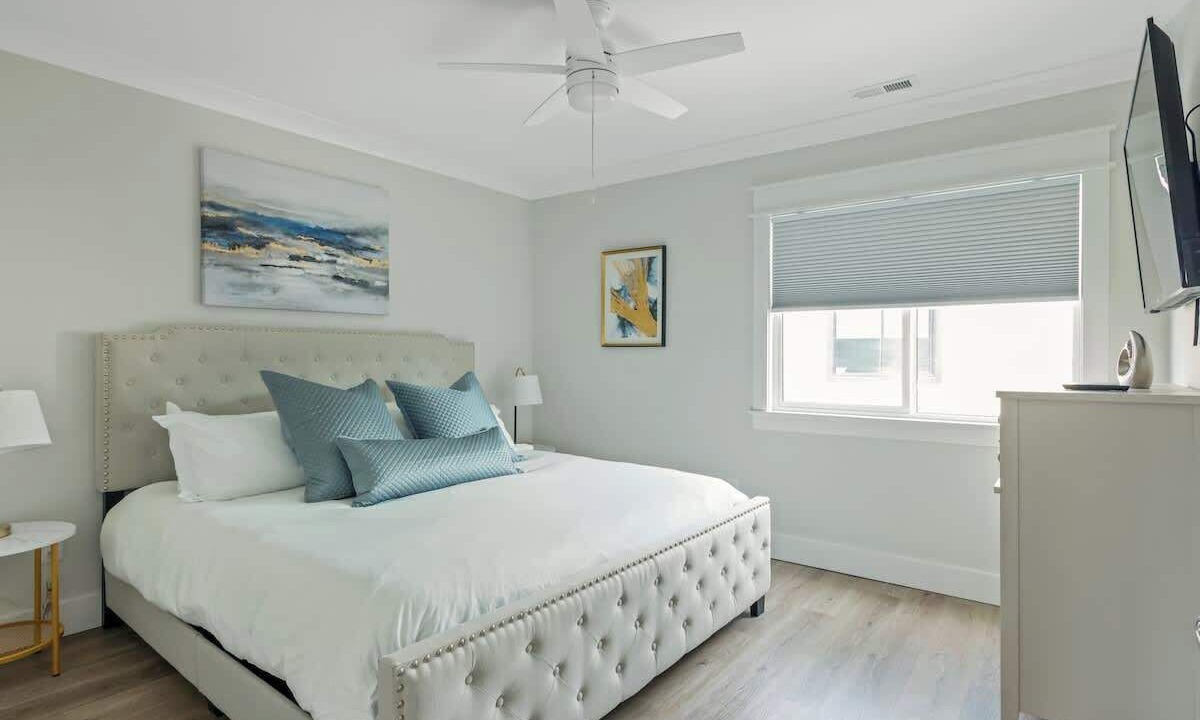 Photo of Bedroom in River District