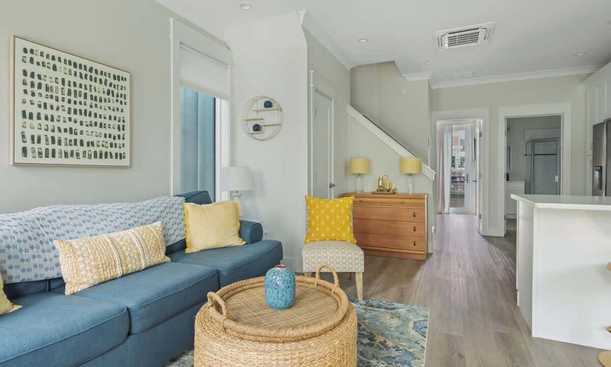 Photo of Livingroom in River District