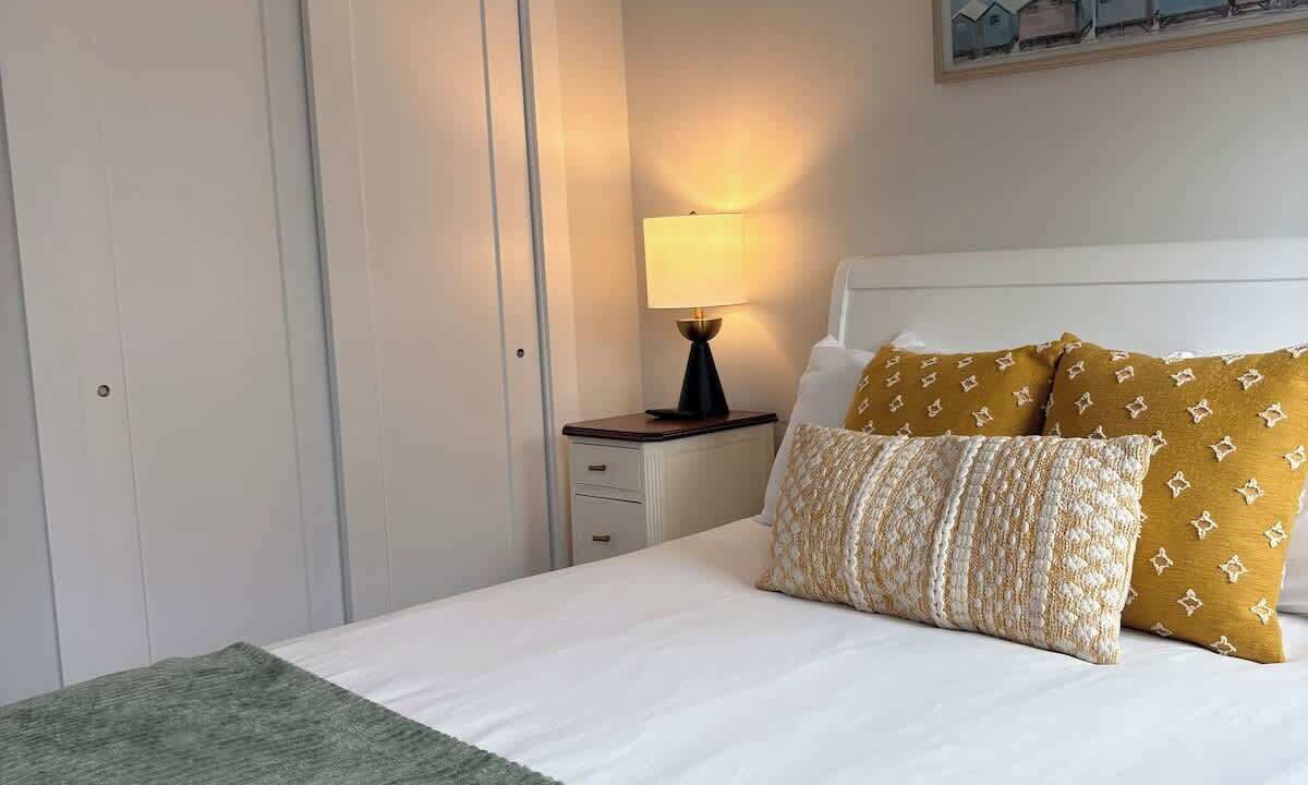 Photo of Bedroom in River District