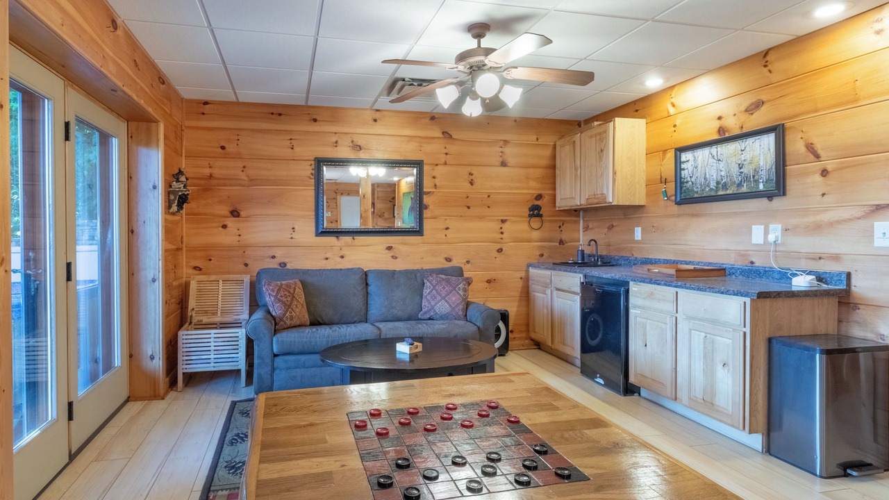 Photo of Bedroom in Maggie Valley