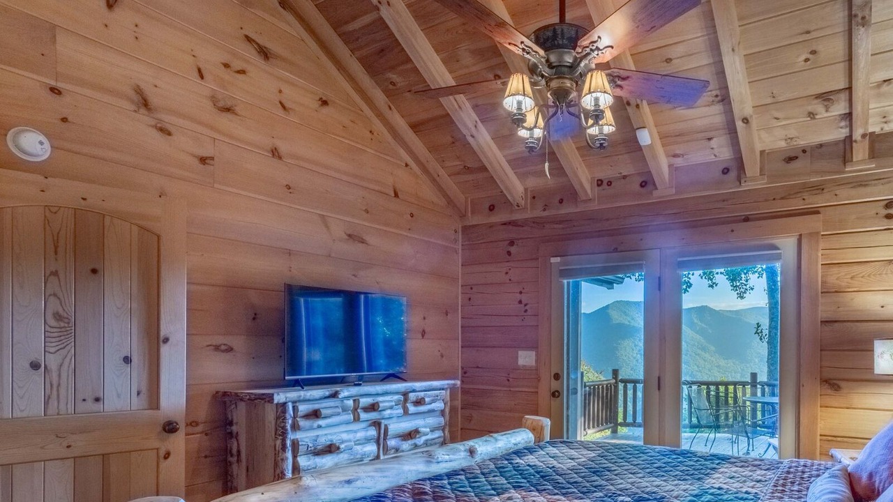 Photo of Bathroom in Maggie Valley