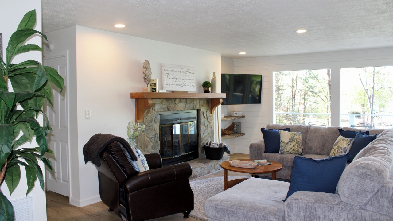 Photo of Livingroom in Seneca