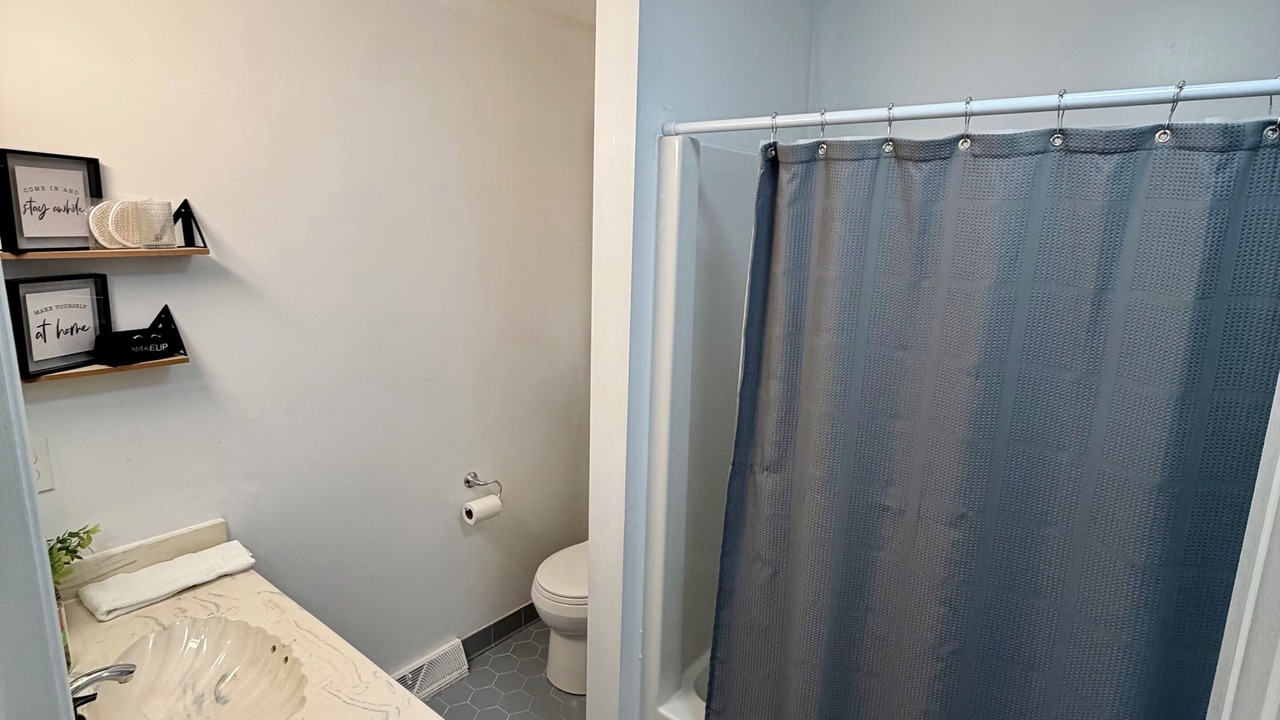 Photo of Bathroom in Seneca