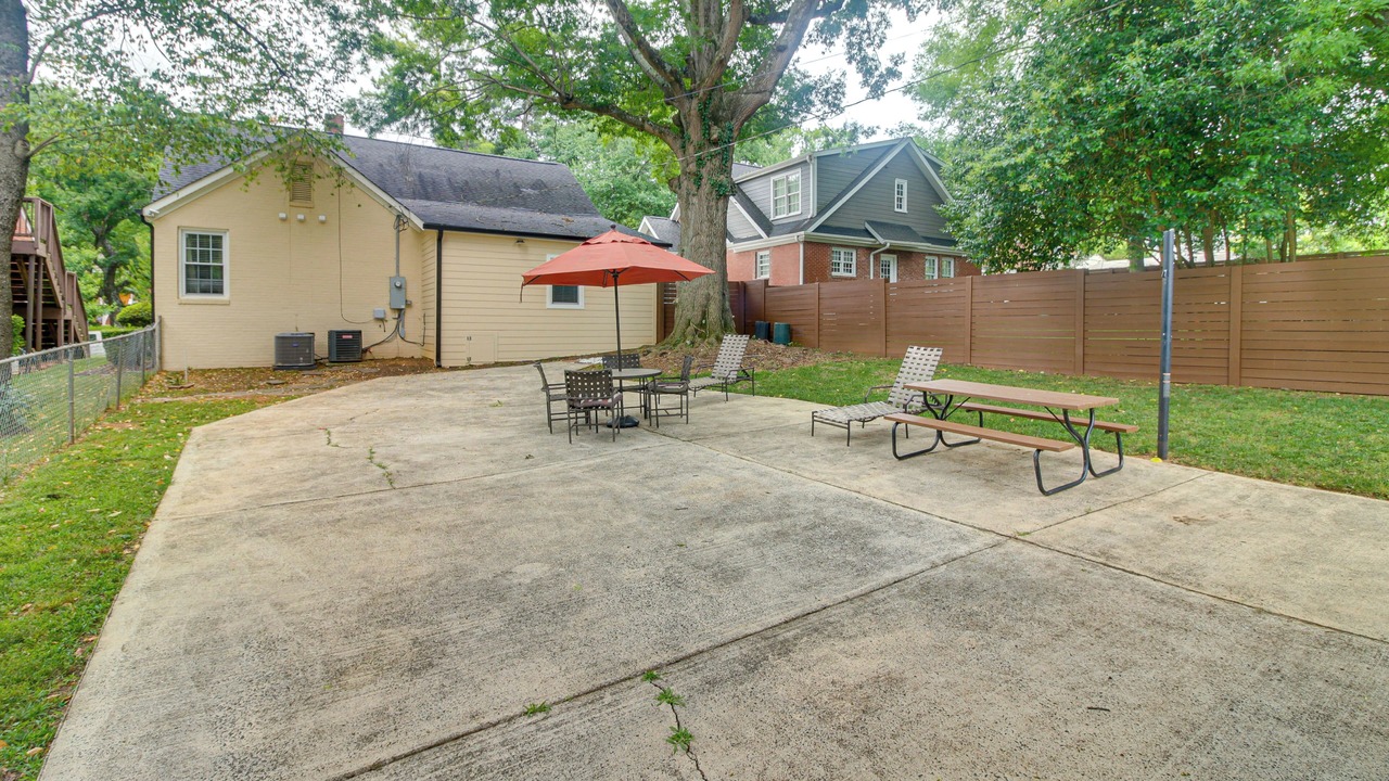 Photo of Outdoor in Wesley Heights