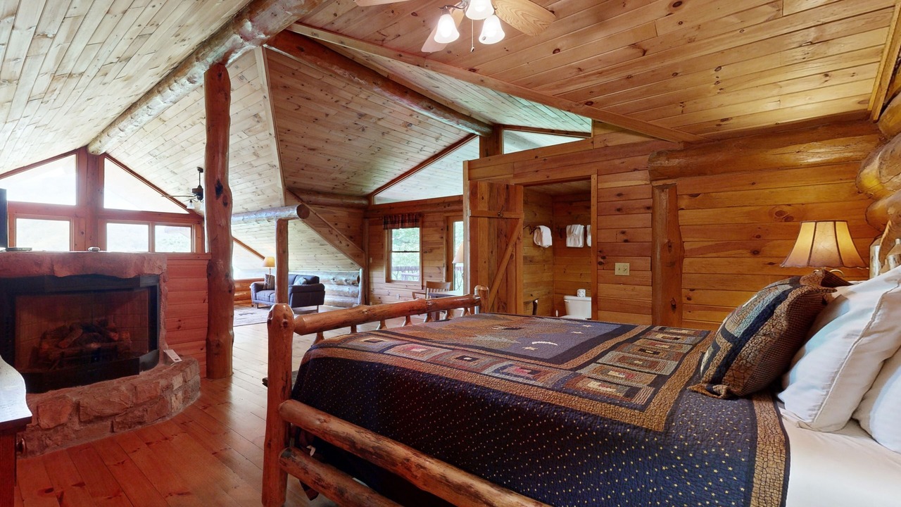 Photo of Bedroom in Sylva