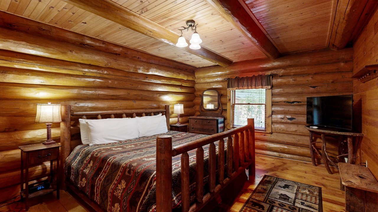 Photo of Bedroom in Sylva
