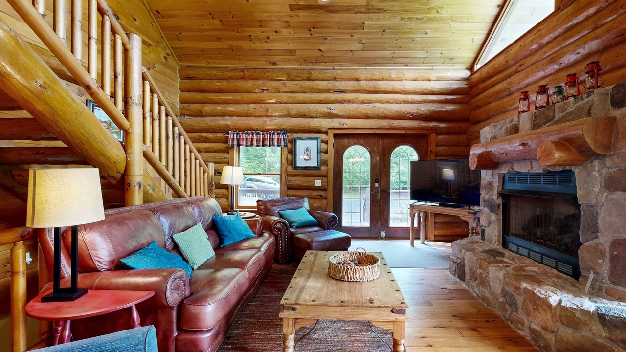 Photo of Livingroom in Sylva