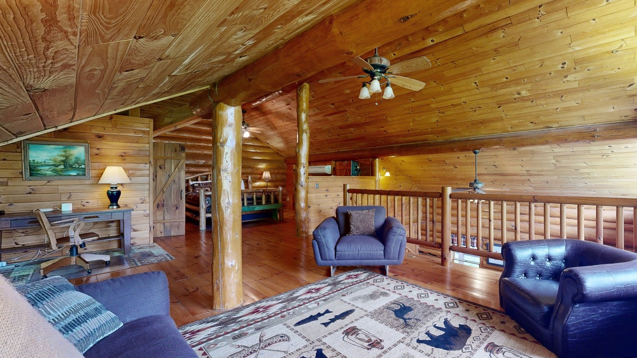 Photo of Livingroom in Sylva
