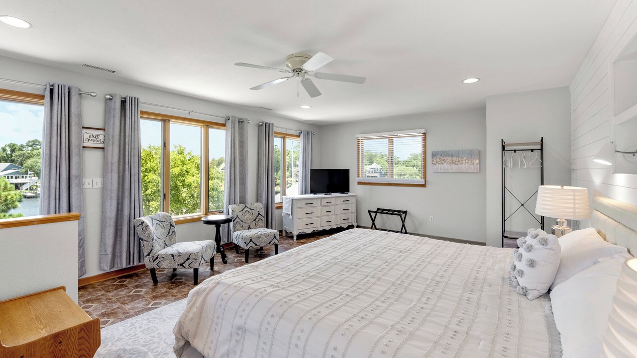 Photo of Bedroom in Colington Harbour