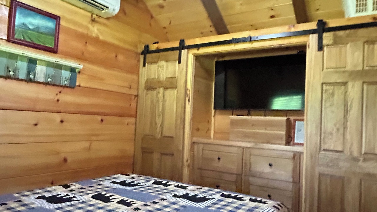 Photo of Bedroom in Altamont