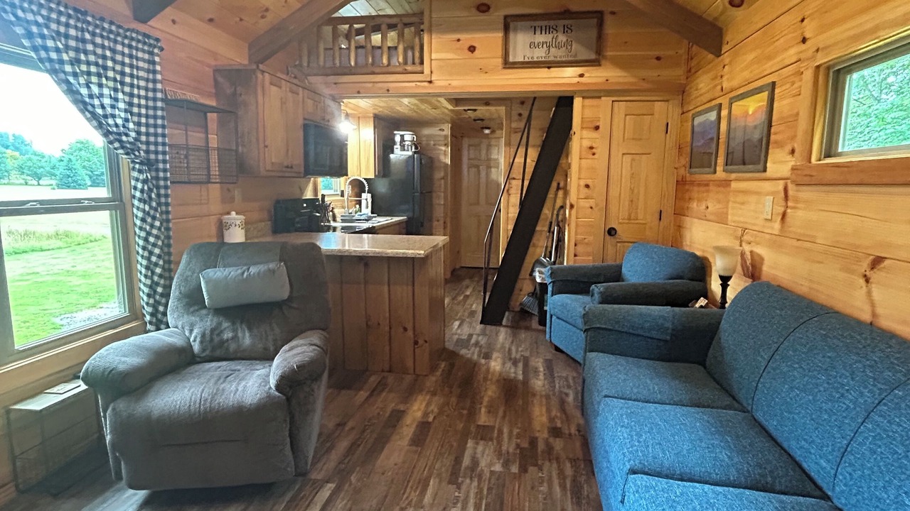 Photo of Livingroom in Altamont