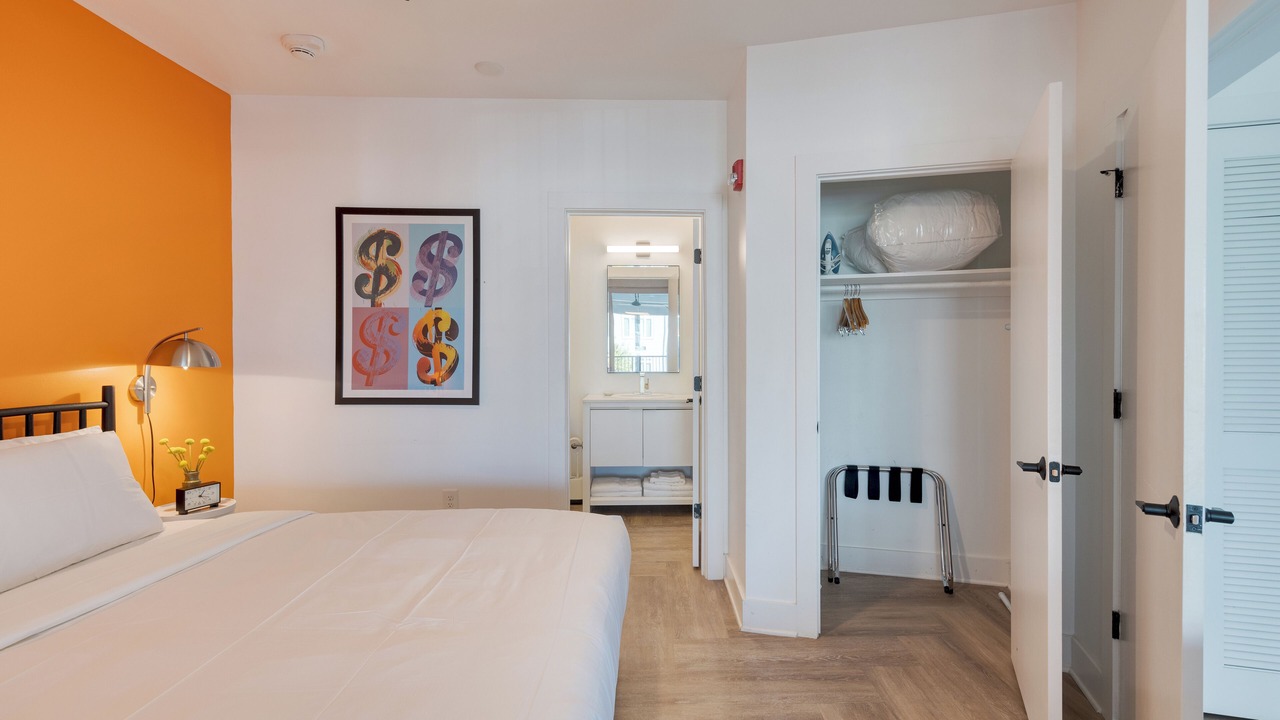 Photo of Bedroom in Historic Edgefield