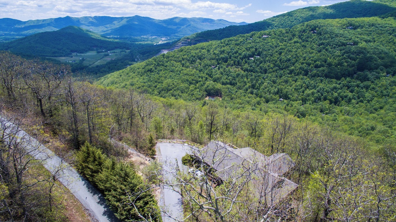 Photo of Outdoor in Laurel Ridge