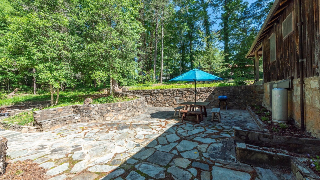 Photo of Outdoor in Morganton
