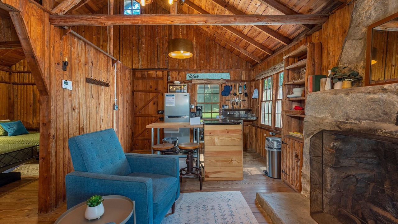 Photo of Livingroom in Morganton