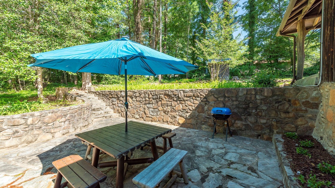 Photo of Outdoor in Morganton