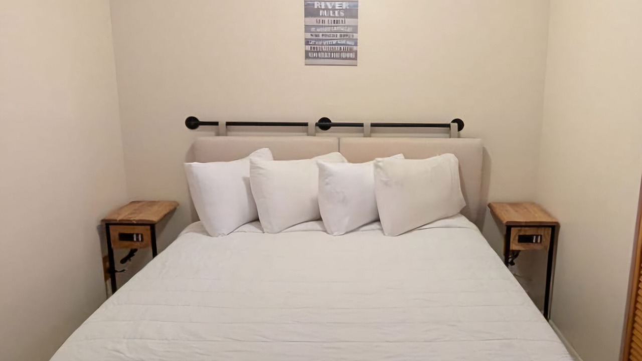 Photo of Bedroom in Fairfield Harbour