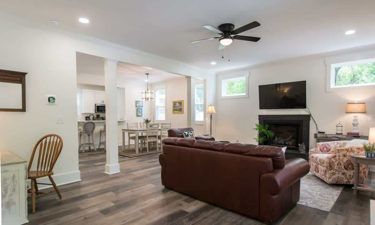 Photo of Bedroom in Flat Rock