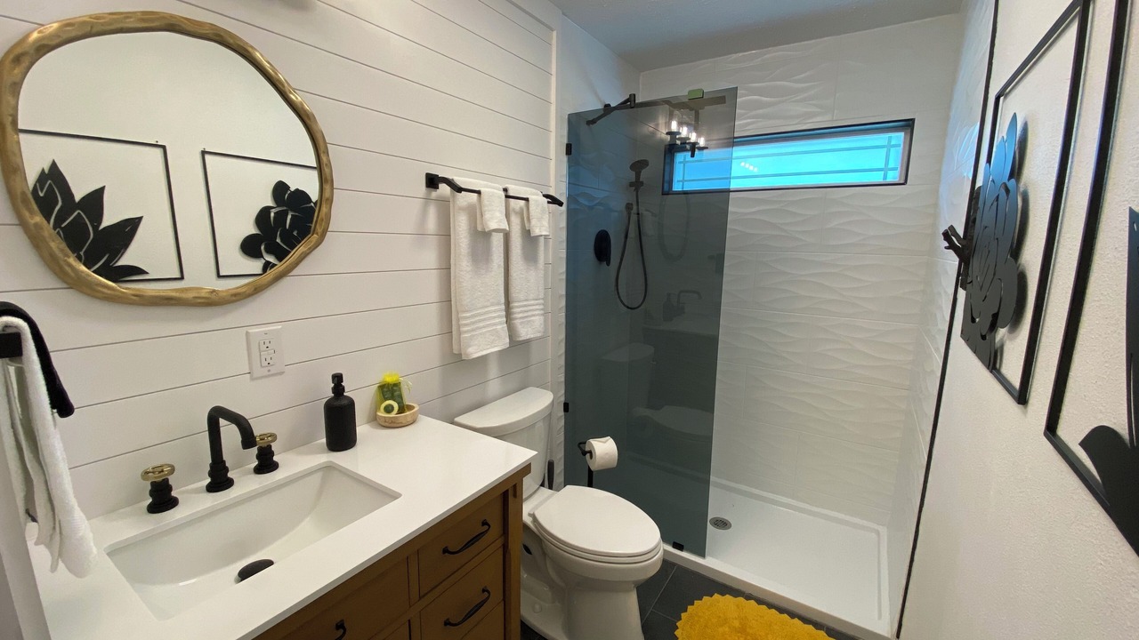 Photo of Bathroom in Horse Shoe