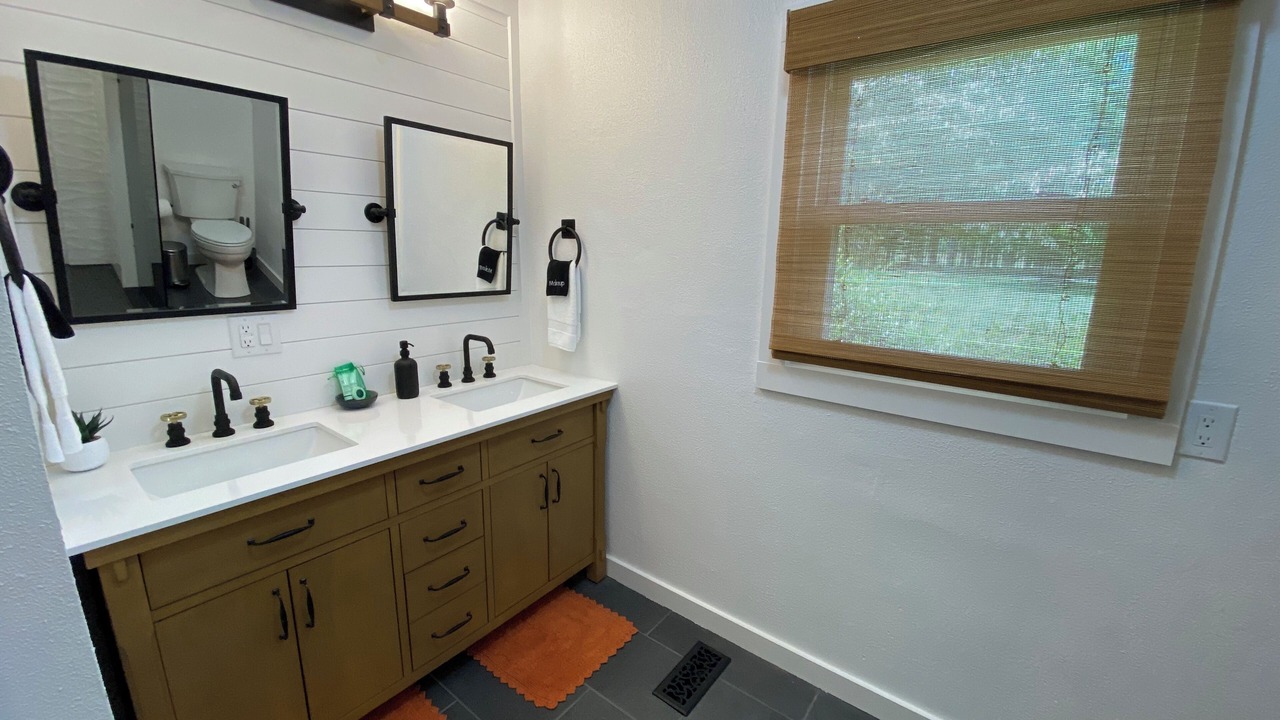 Photo of Bathroom in Horse Shoe