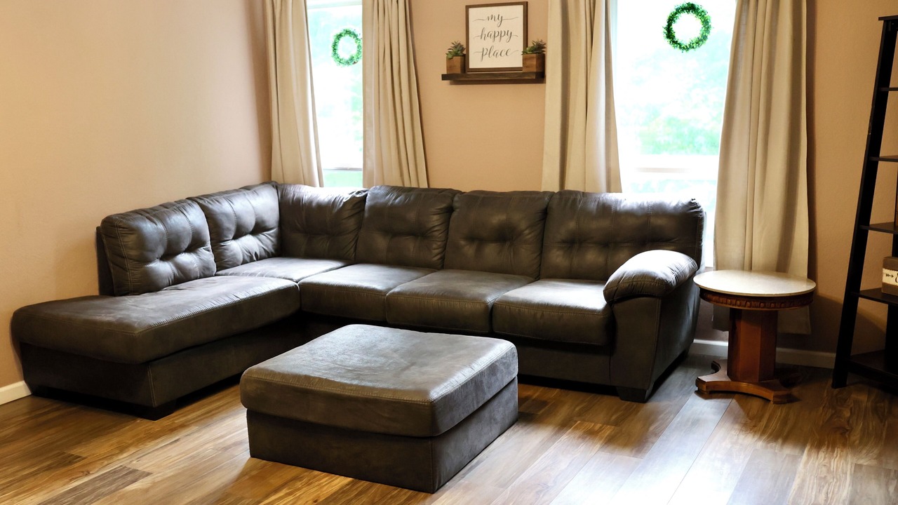 Photo of Livingroom in Robbinsville