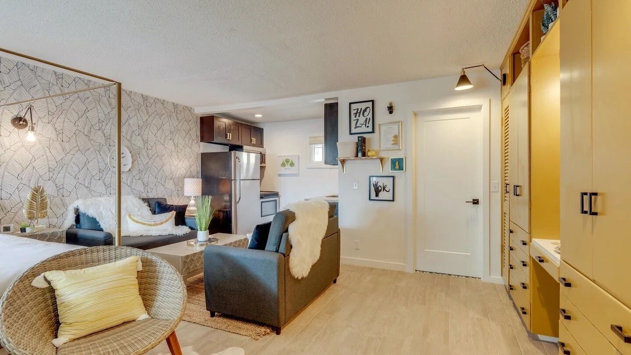 Photo of Livingroom in Melrose